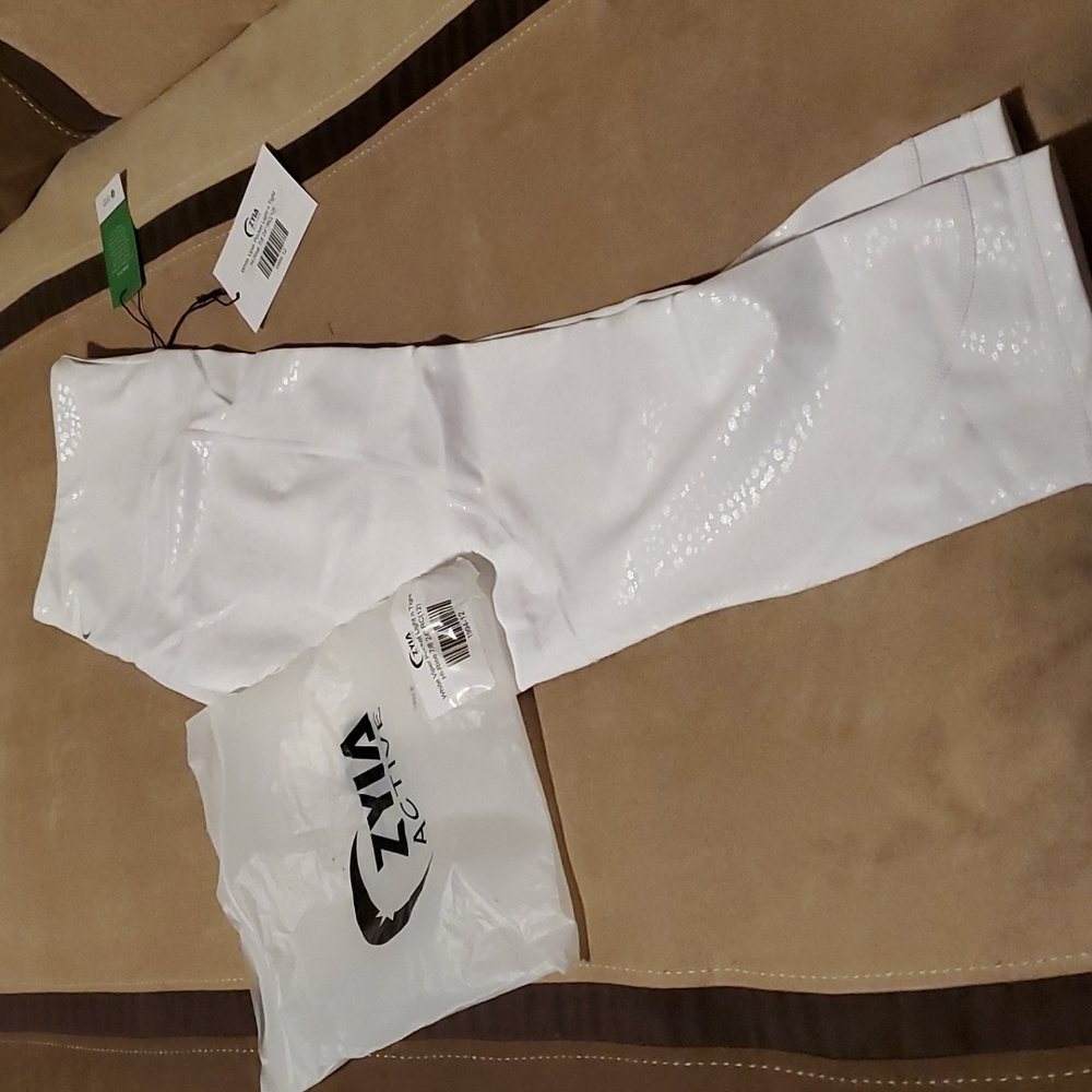 Zyia white viper light n tight leggings
